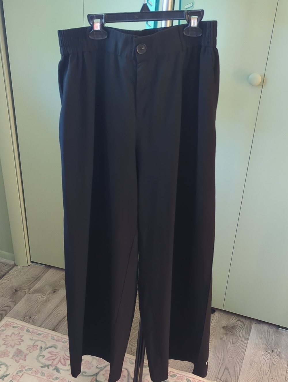 Zyia Wide Leg Montramonte Pants